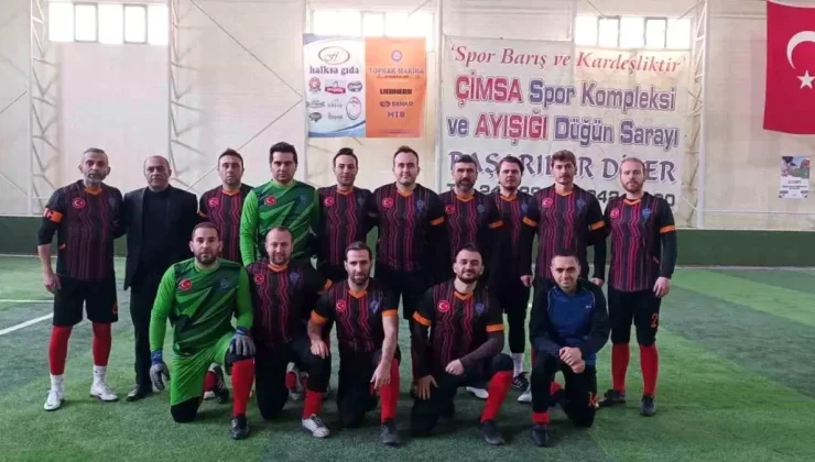 Ağrı Emniyet Futbol Takımı Finalde