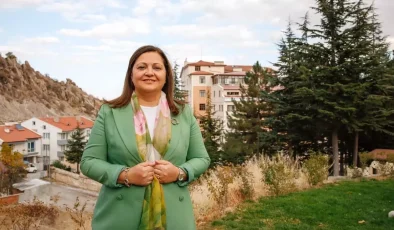 AK Parti’den CHP’li Başkan Köksal’a Huzur Hakkı Eleştirisi