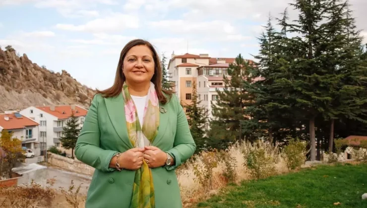 AK Parti’den CHP’li Başkan Köksal’a Huzur Hakkı Eleştirisi
