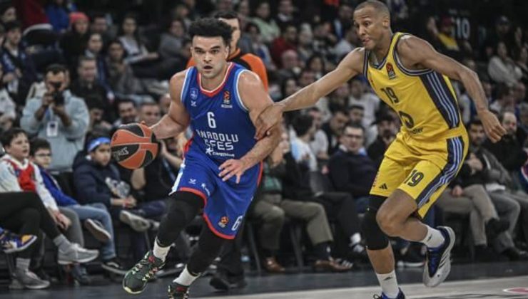 Anadolu Efes’ten EuroLeague’de farklı galibiyet!