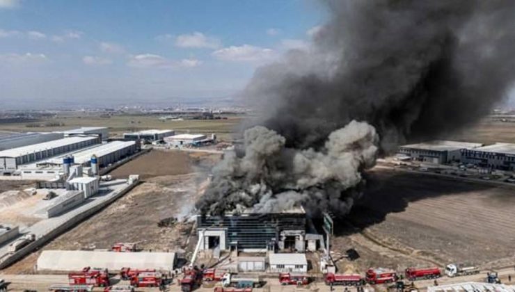 Ankara’daki yatak fabrikasında korkutan yangın! Kontrol altına alındı