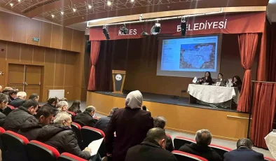 Bursa Büyükşehir Belediyesi’nden Muhtarlarla Çevre Düzeni Planı Toplantısı