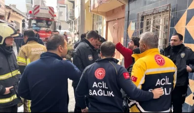Bursa’da Yangın: İtfaiye Takımları 4 Kişiyi Kurtardı