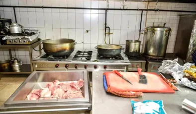 Esenyurt’ta Hijyen Denetimi: Usulsüz Restoran Mühürlendi