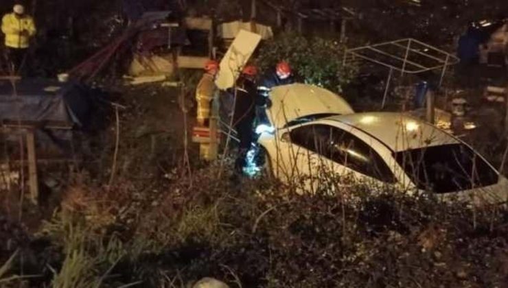 Karadeniz Ereğli’de otomobil dereye uçtu