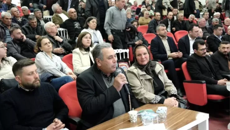 Sarıgöl’de Üzüm Üreticileri İçin Bilgilendirme Toplantısı Düzenlendi