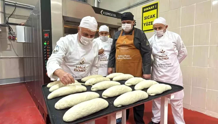 Tokat’ta Halk Ekmek Fabrikası Hizmete Açıldı