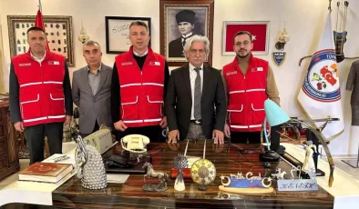 Türk Kızılay ve Kaymakamlık İftar için İşbirliği Yaptı